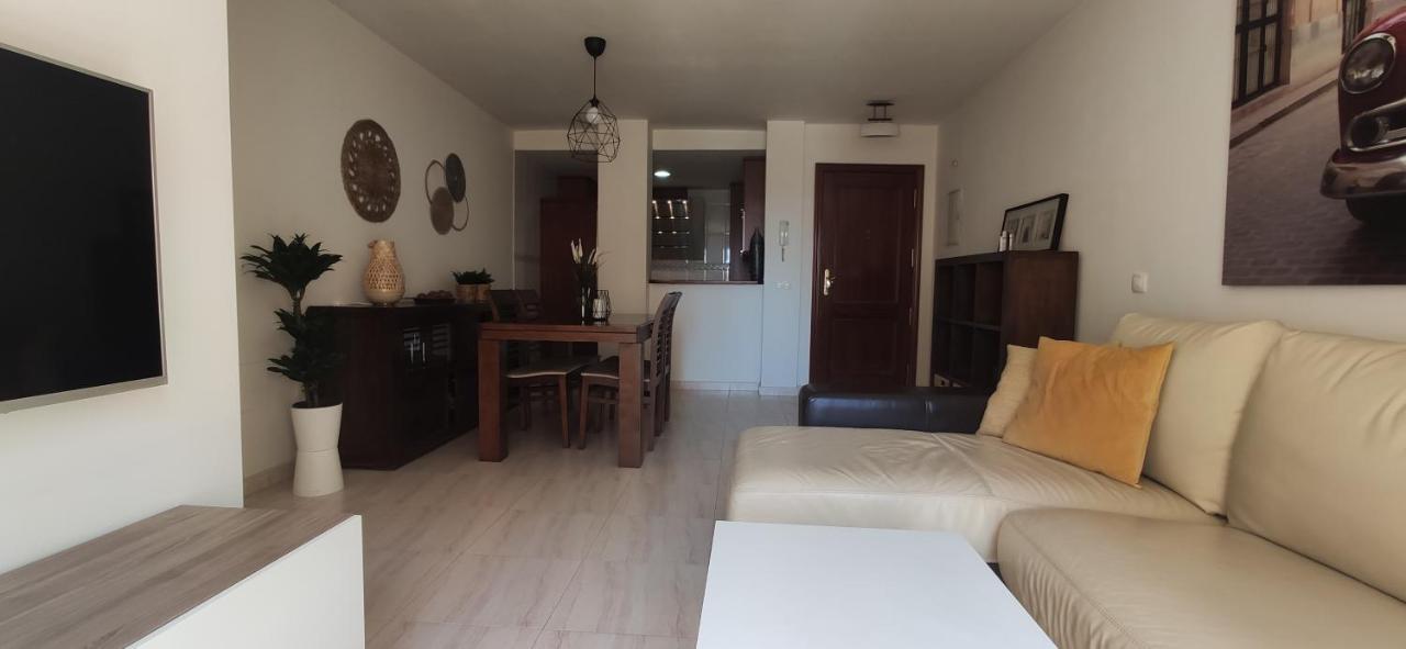 Апартаменти Huelin House Beach And Sun, Con Parking Y A 500 Metros De La Playa Малага Екстер'єр фото